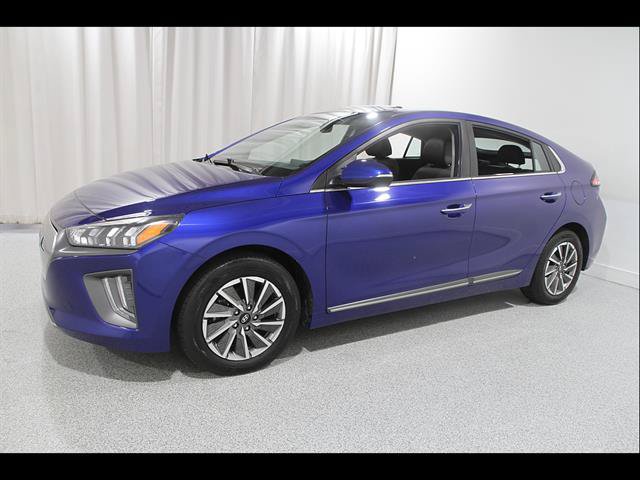Used 2020 Hyundai Ioniq Limited FWD image 3
