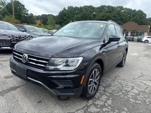 Used 2019 Volkswagen Tiguan SE w/ Panoramic Sunroof Package AWD/4WD image 1