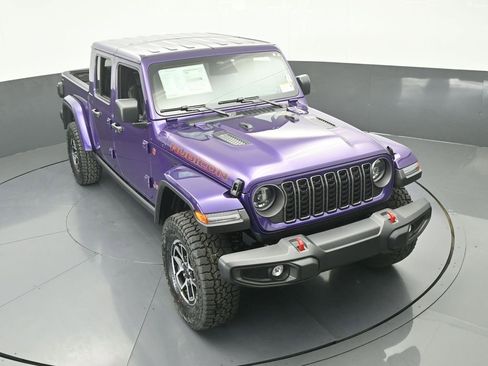 New 2026 Jeep Gladiator Rubicon w/ Steel Power Dome Hood Package AWD/4WD image 49