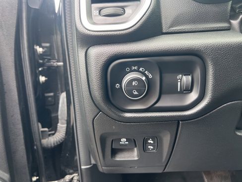 Certified 2022 RAM 1500 Big Horn image 22