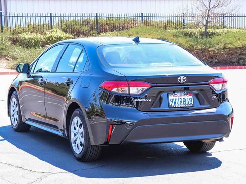 Certified 2026 Toyota Corolla LE FWD image 5