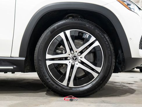 Used 2021 Mercedes-Benz GLS 450 4MATIC image 9