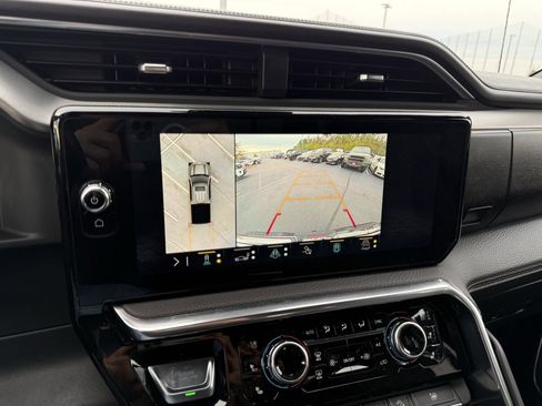 Used 2023 GMC Sierra 1500 Denali image 17