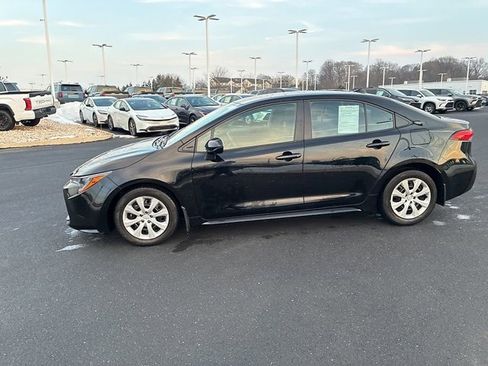 Certified 2023 Toyota Corolla LE image 13