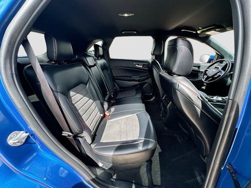 Certified 2024 Ford Edge ST-Line AWD/4WD image 25