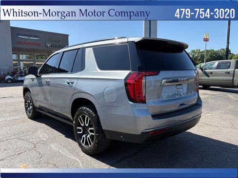 Used 2023 GMC Yukon AT4 w/ AT4 Premium Package AWD/4WD image 8