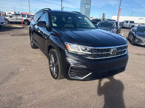 Used 2021 Volkswagen Atlas SE w/ Panoramic Sunroof Package image 40