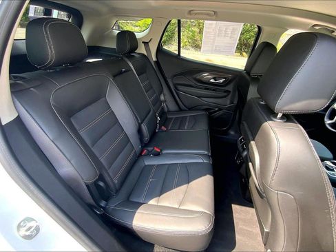 Used 2024 GMC Terrain Denali w/ Denali Premium Package AWD/4WD image 24