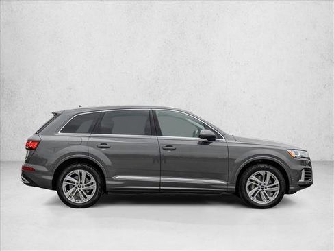Used 2022 Audi Q7 Premium Plus image 6