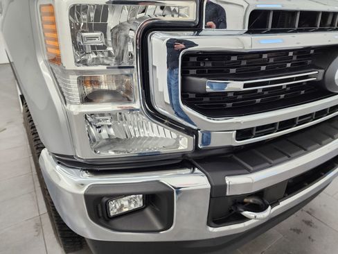 Used 2022 Ford F250 Lariat w/ Chrome Package image 20