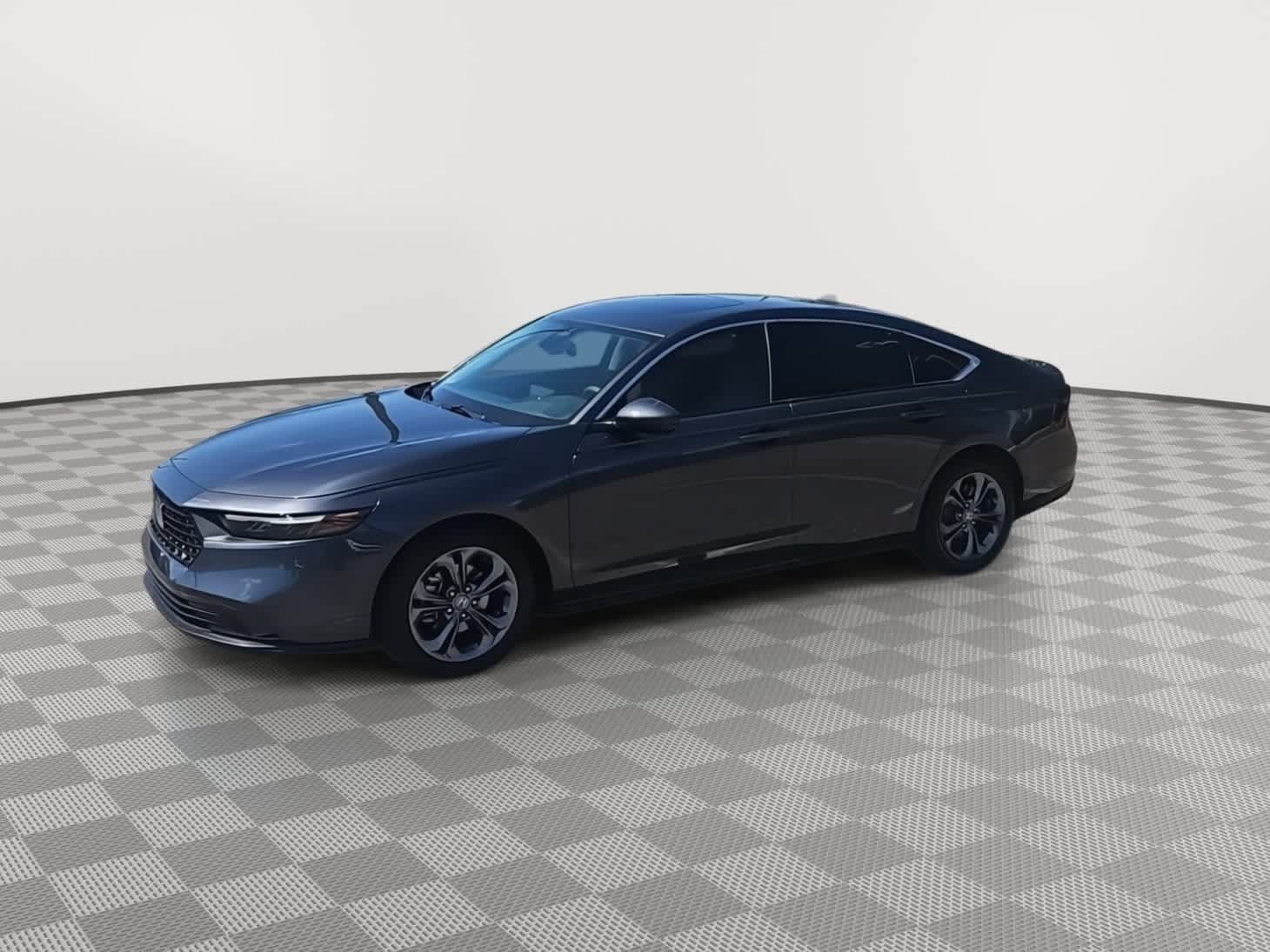 Used 2024 Honda Accord EX image 4
