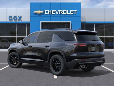 New 2026 Chevrolet Traverse LT w/ Midnight/Sport Edition FWD image 3