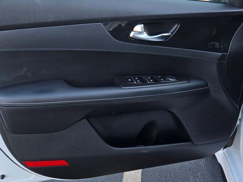 Used 2023 Kia Forte GT-Line image 8