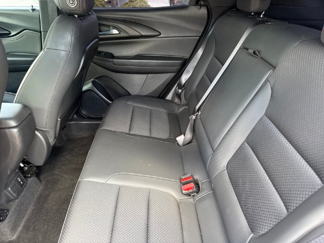 Used 2023 Chevrolet TrailBlazer RS w/ Sun and Liftgate Package FWD image 26