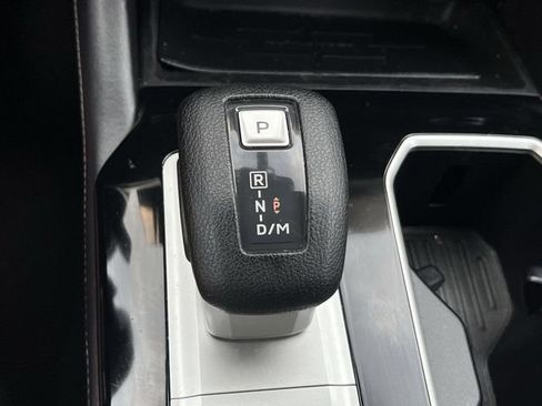 Used 2025 Mitsubishi Outlander ES AWD/4WD image 23