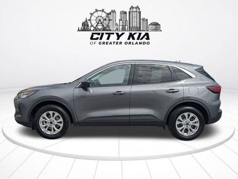 Used 2024 Ford Escape Active AWD/4WD image 2