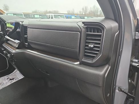 Used 2025 Chevrolet Silverado 1500 LT AWD/4WD image 78