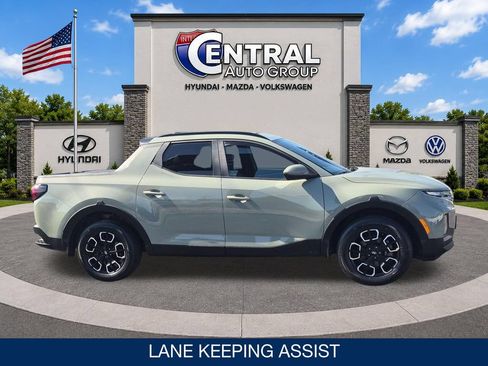 Used 2023 Hyundai Santa Cruz SEL Premium AWD/4WD image 9