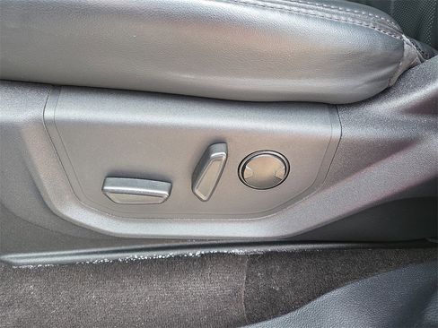 Certified 2023 Ford Expedition XLT image 23