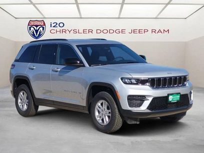 New 2025 Jeep Grand Cherokee Laredo