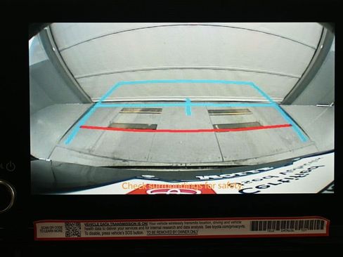 Certified 2025 Toyota Sienna LE w/ LE Plus Package image 21