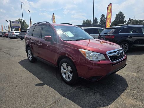 Used 2016 Subaru Forester 2.5i Premium AWD/4WD image 5