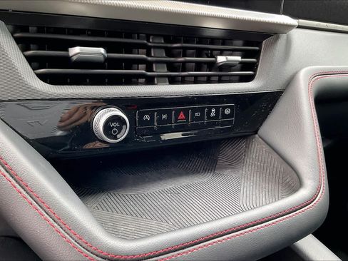 Used 2025 Ford Explorer ST-Line RWD image 33