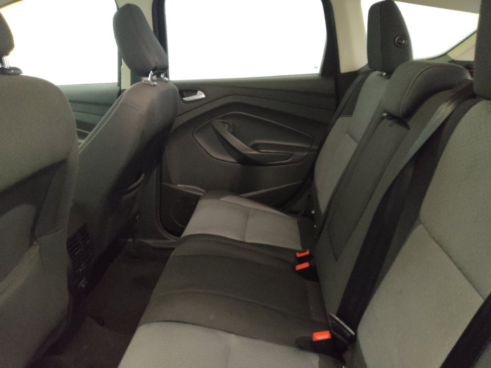 Used 2018 Ford Escape SE FWD image 18