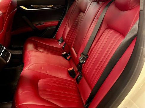 Used 2014 Maserati Ghibli S Q4 image 16