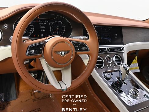 Used 2024 Bentley Continental GT image 12