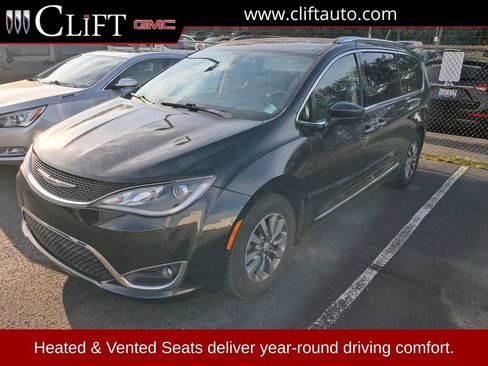 Used 2019 Chrysler Pacifica Touring-L Plus FWD image 1