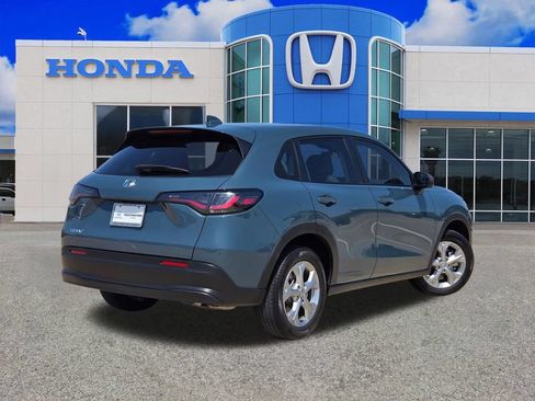 Used 2025 Honda HR-V LX image 3