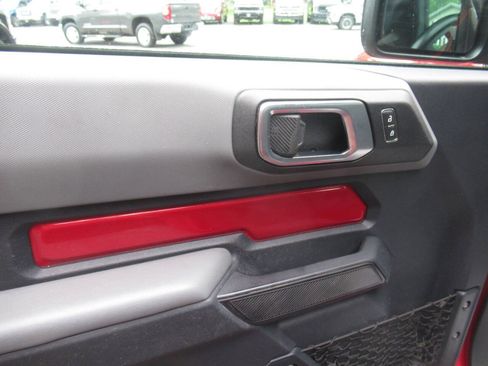 Used 2021 Ford Bronco Big Bend w/ Sasquatch Package AWD/4WD image 20