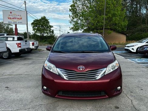 Used 2016 Toyota Sienna XLE Premium image 8