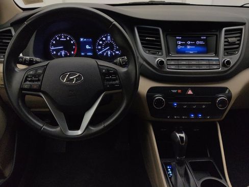 Used 2016 Hyundai Tucson Sport AWD/4WD image 22