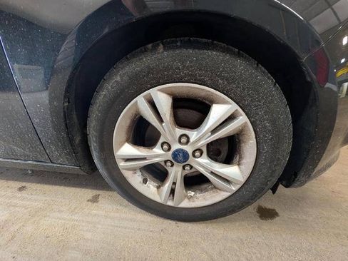 Used 2013 Ford Focus SE FWD image 16