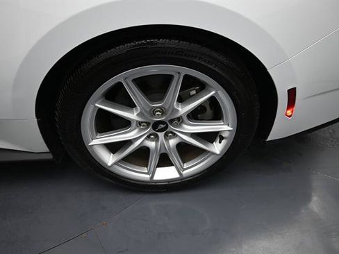 Used 2025 Ford Mustang GT Premium RWD image 19