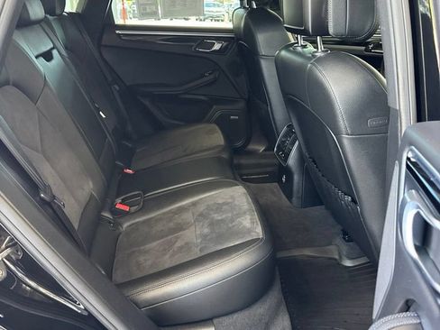 Used 2020 Porsche Macan S AWD/4WD image 7