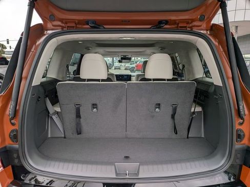 Used 2025 Hyundai Santa Fe Calligraphy image 32