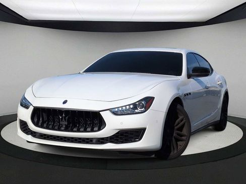 Used 2021 Maserati Ghibli S Q4 AWD/4WD image 1