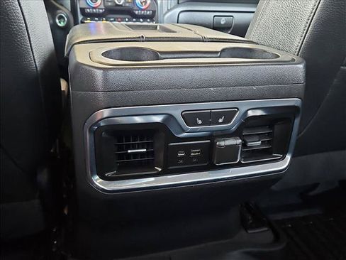 Used 2021 GMC Sierra 1500 Denali w/ Denali Ultimate Package AWD/4WD image 18