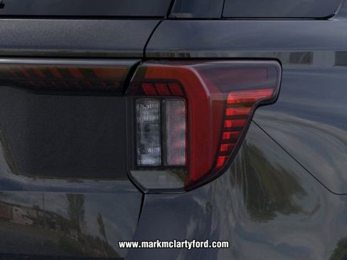 New 2026 Ford Explorer Active RWD image 21