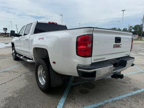 Used 2016 GMC Sierra 3500 SLT w/ Duramax Plus Package AWD/4WD image 8