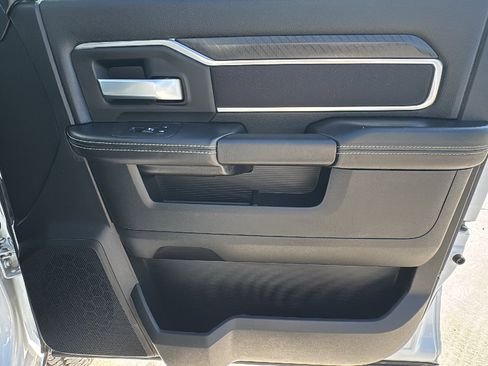 Used 2025 RAM 2500 Lone Star image 28