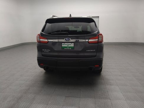 Used 2022 Subaru Ascent Premium image 7
