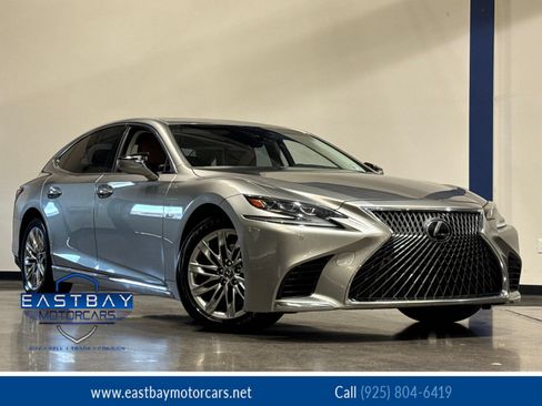 Used 2018 Lexus LS 500 w/ Accessory Package (Z2) RWD image 1