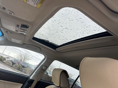 Used 2018 Subaru Outback 2.5i Limited image 22