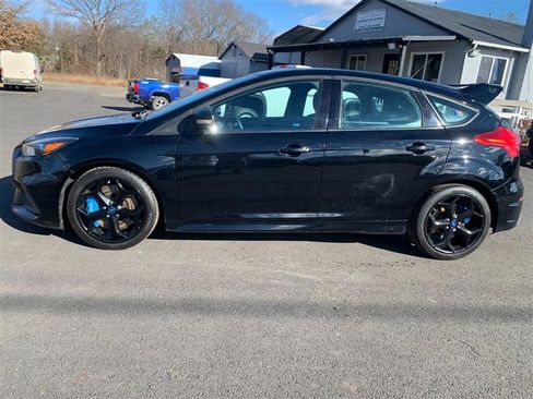 Used 2016 Ford Focus RS image 10