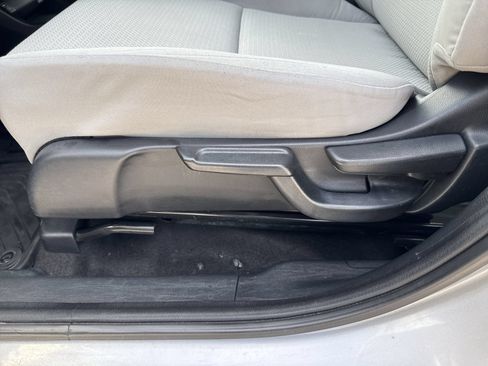 Used 2021 Honda HR-V LX image 20