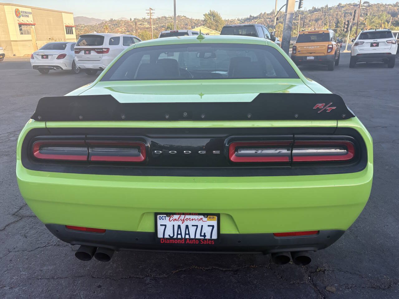 Used 2015 Dodge Challenger R/T Plus RWD image 9